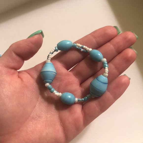 🌸Set of 2 Glass Bead Stretch Bracelets - Picture 3 of 4